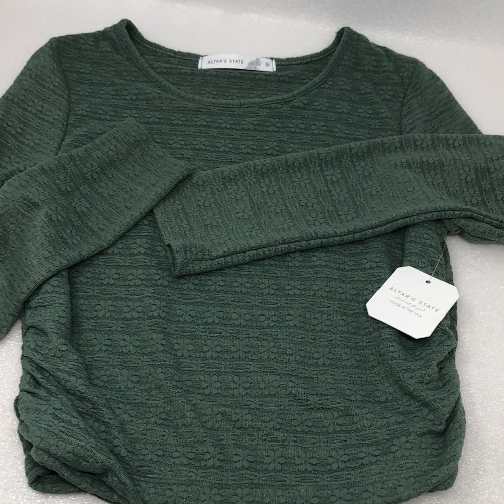 NEW Alter'd State Top Long Sleeve Lace Green Crop Ruched Sides Size Medium - Picture 5 of 13